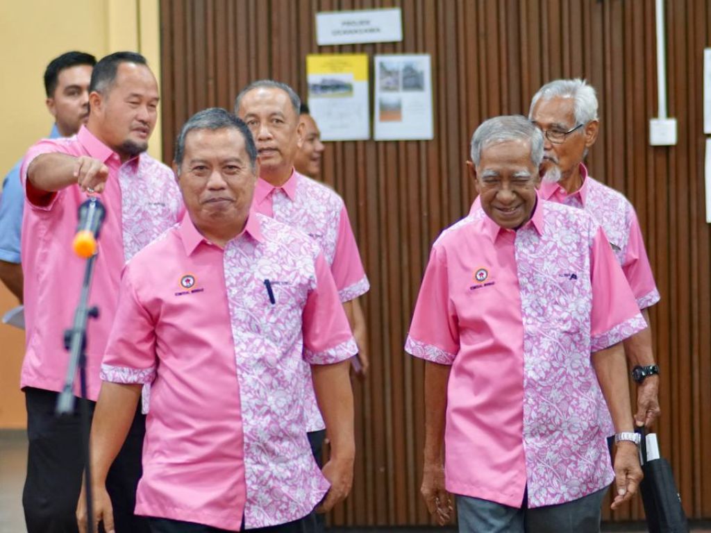 Mesyuarat Agung Komodal Berhad Kali Ke 45 (2)