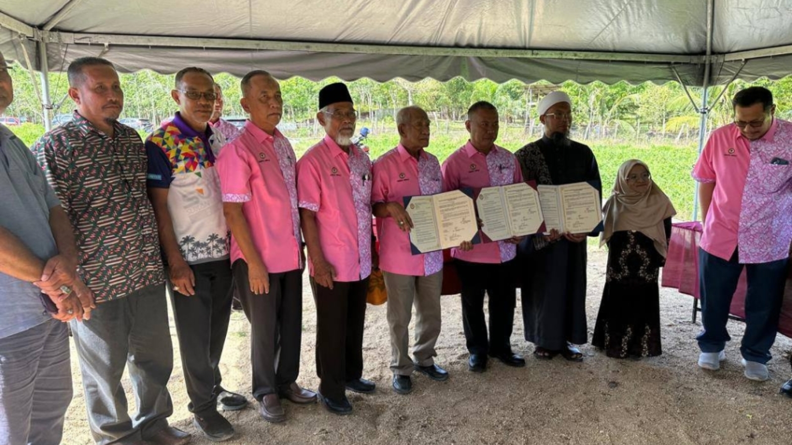 Majlis Pecah Tanah Dan Menandatangi Perjanjian Pembangunan Pondok Tahfiz Darul Ulama (8)